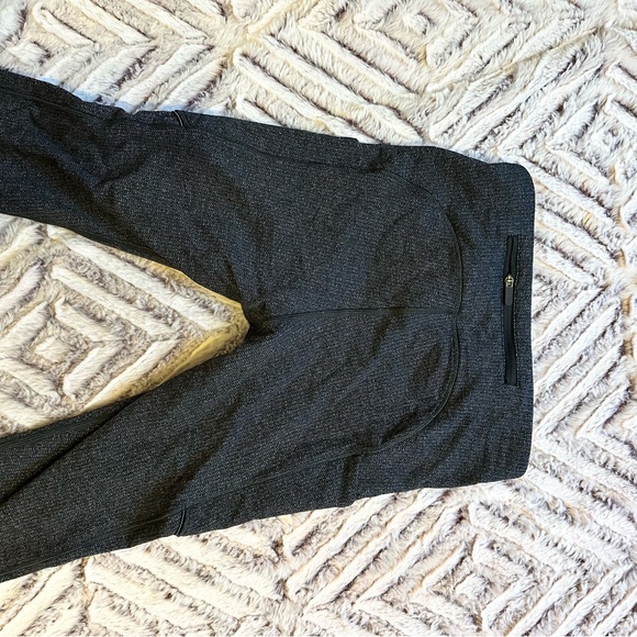 Lululemon Leggings - Picture 4 of 5